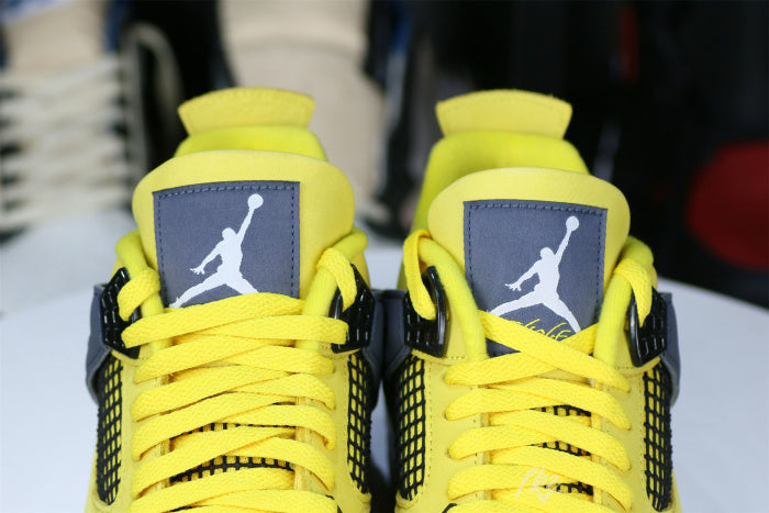 Air Jordan 4 Retro Lightning
