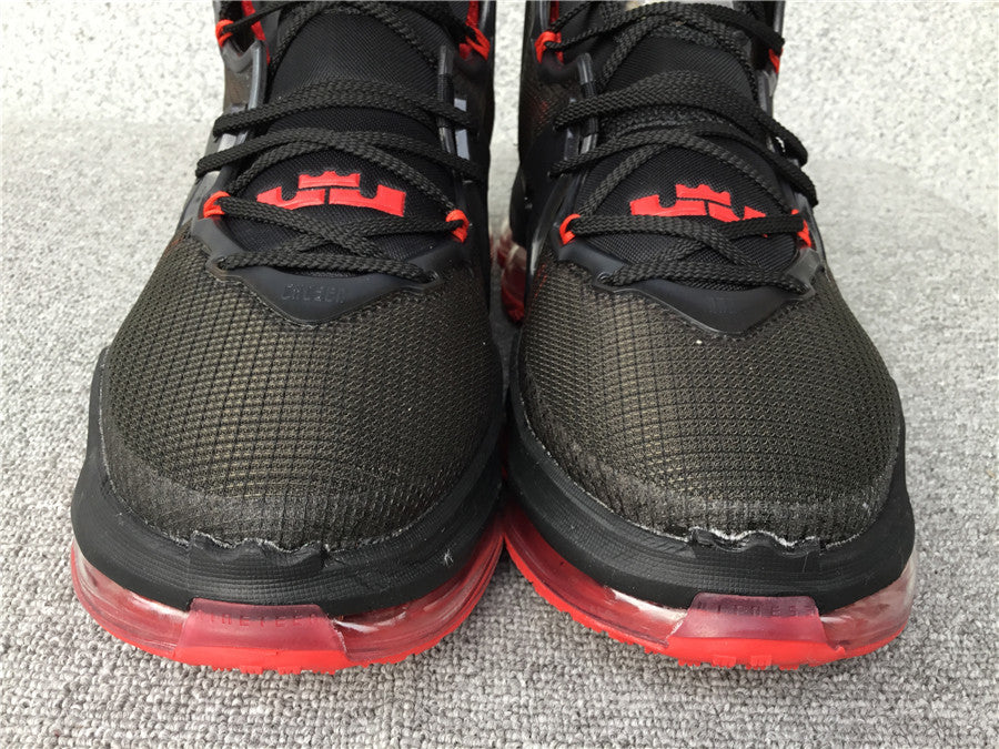 Nike LeBron 19 GS Bred (UA)