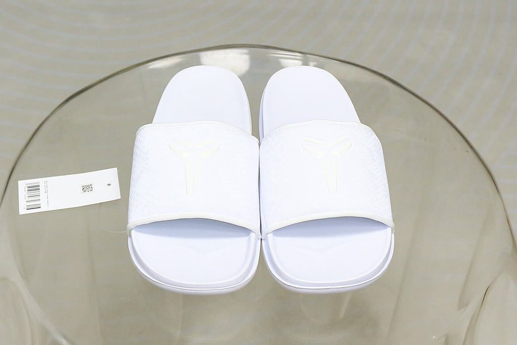 Chinelo Nike Kobe Offcourt Triple White  (UA)