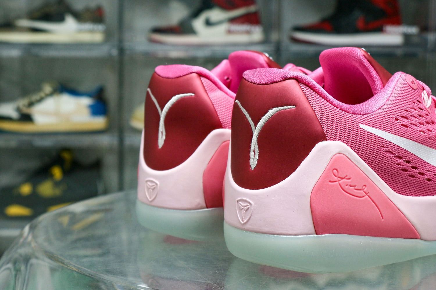 Nike Kobe 9 EM Low Protro Kay Yow Think Pink (UA)