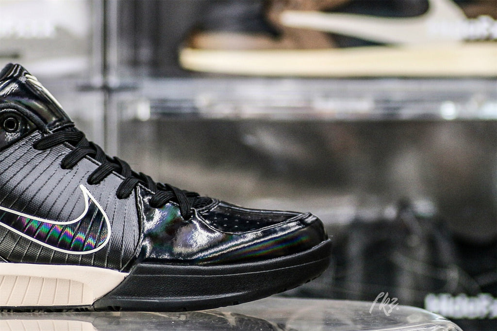Undefeated X Kobe 4 Protro Black Mamba (UA)