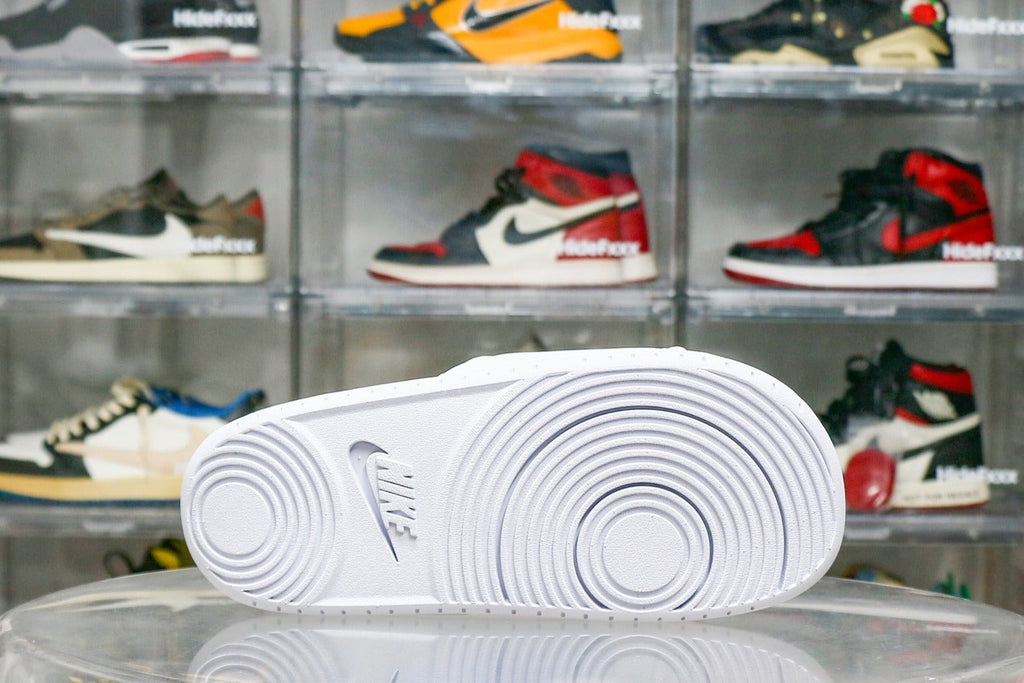 Chinelo Nike Kobe Offcourt Triple White  (UA)