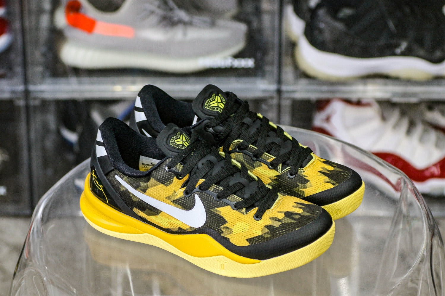 Kobe 8 'Sulfur Electric' 2012 (UA)