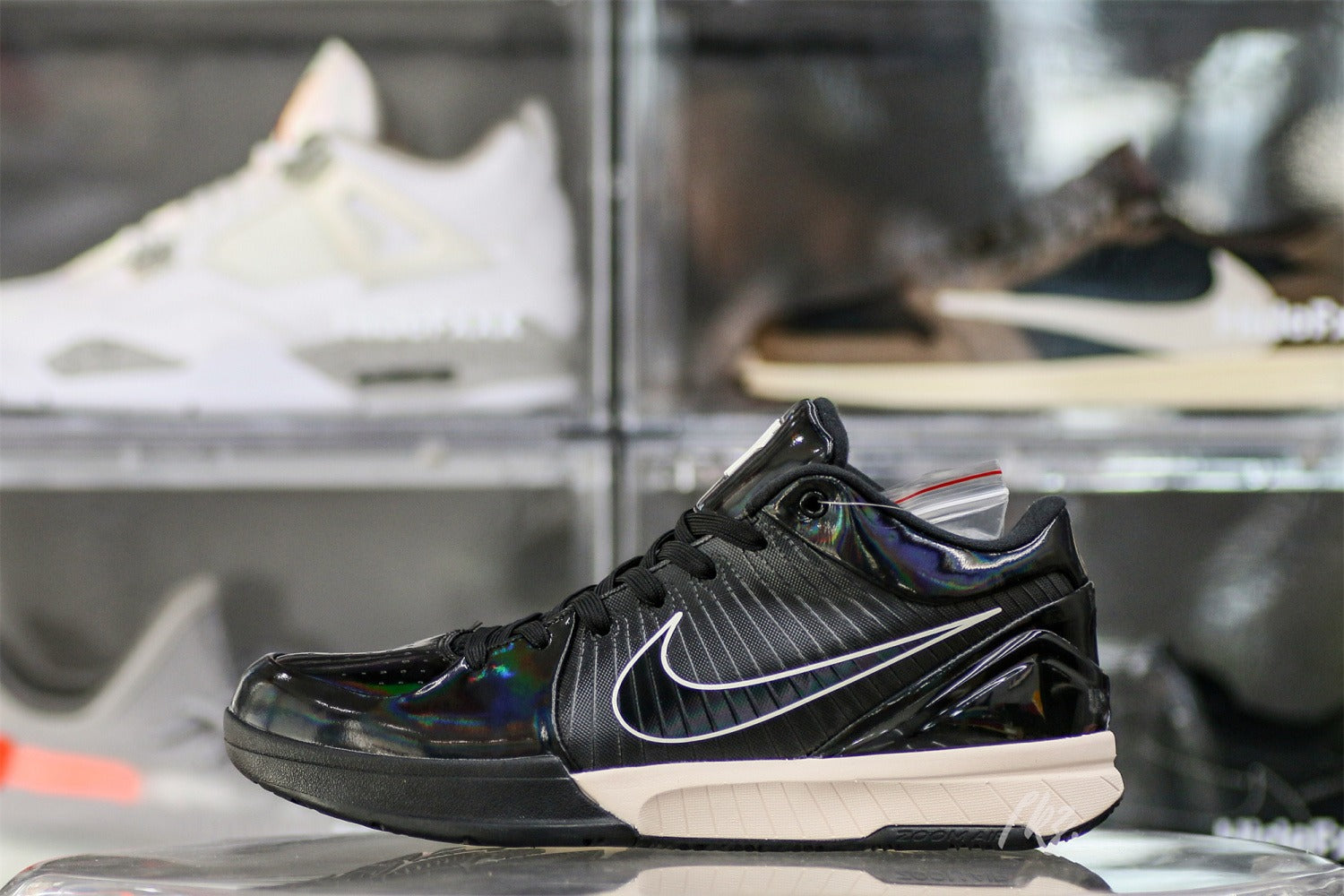 Undefeated X Kobe 4 Protro Black Mamba (UA)
