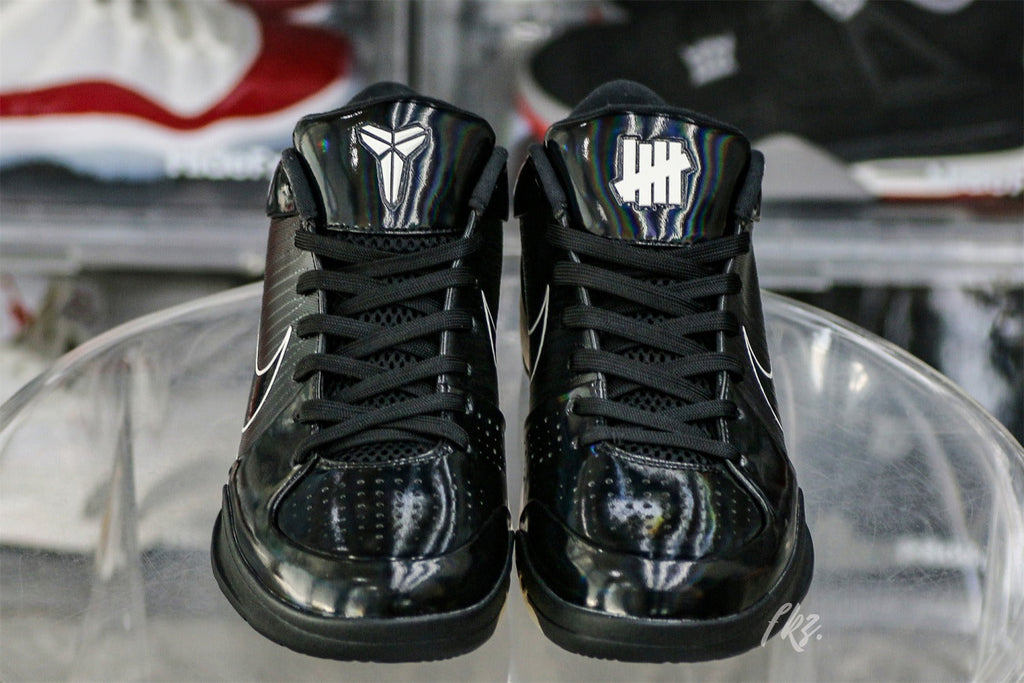 Undefeated X Kobe 4 Protro Black Mamba (UA)