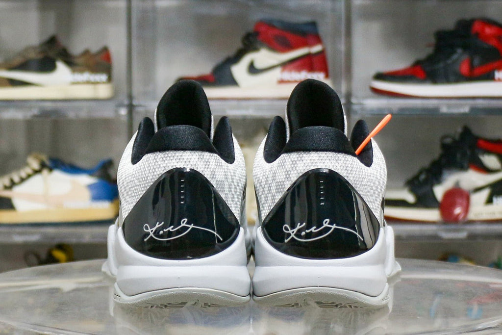 Nike Kobe 5 Protro Zebra PENike Kobe 5 Protro Zebra PE (UA)