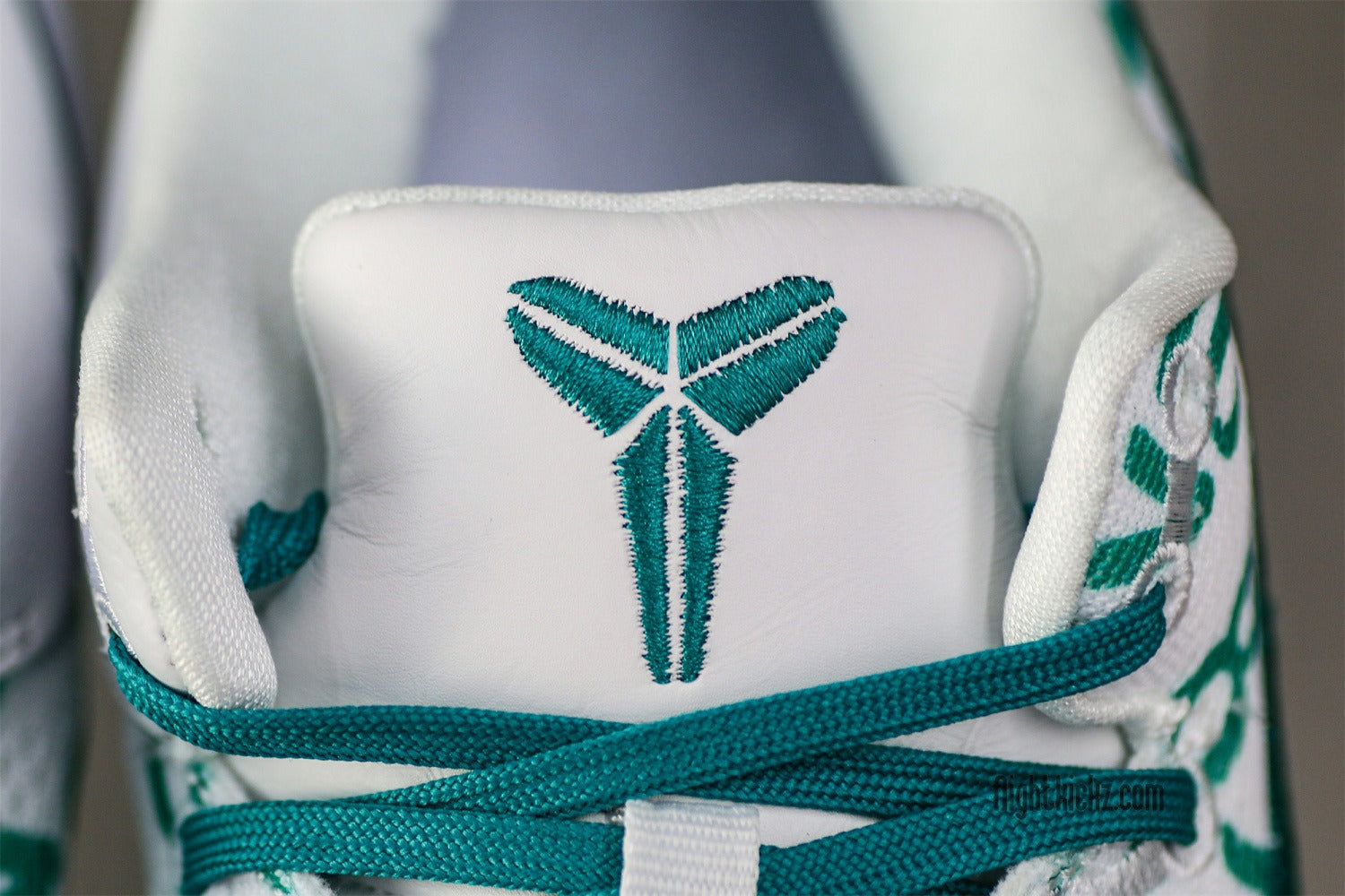 Nike Kobe 8 Protro Radiant Emerald (UA)