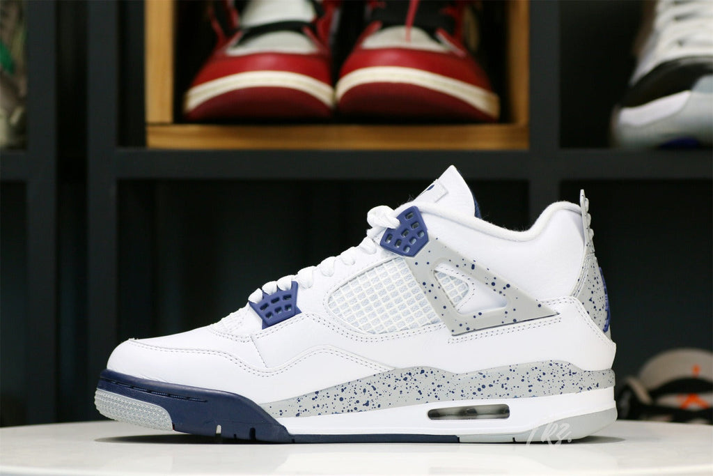 Air Jordan Retro 4 'Midnight Navy' 2022 (UA)