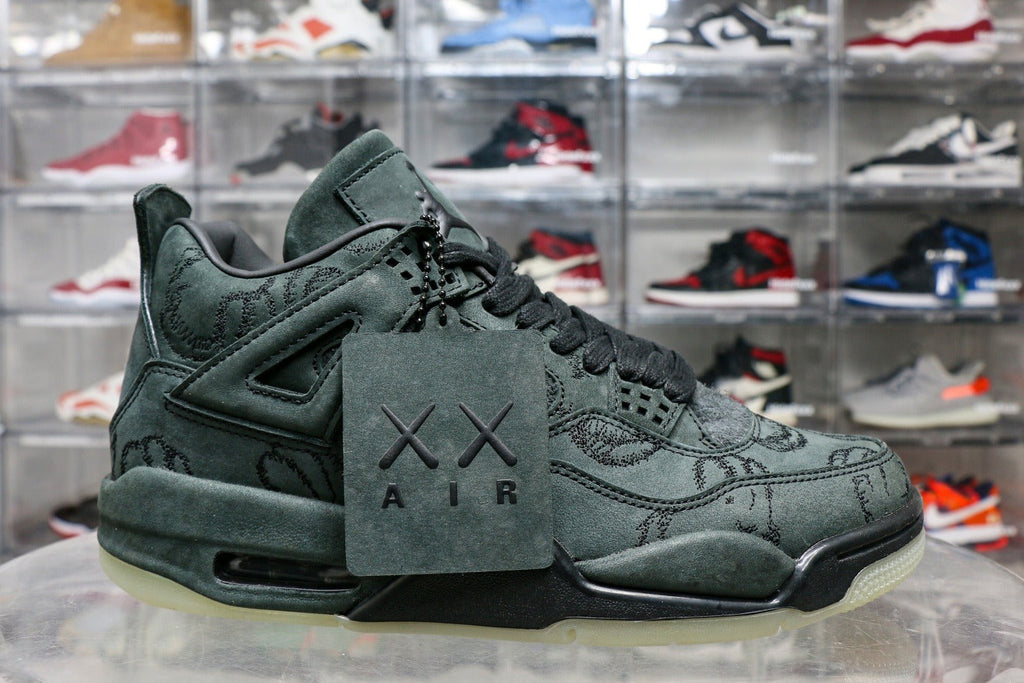 Kaws X Air Jordan 4 Retro Black 2017 (UA)