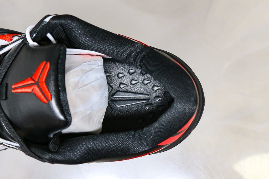 Nike Kobe 8 Protro Black Red Year Horse (UA)