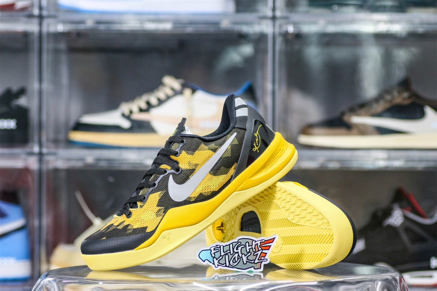 Kobe 8 'Sulfur Electric' 2012 (UA)