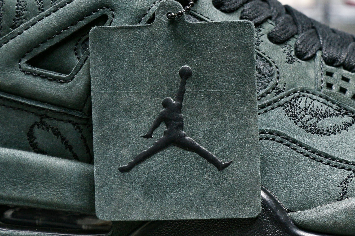 Kaws X Air Jordan 4 Retro Black 2017 (UA)