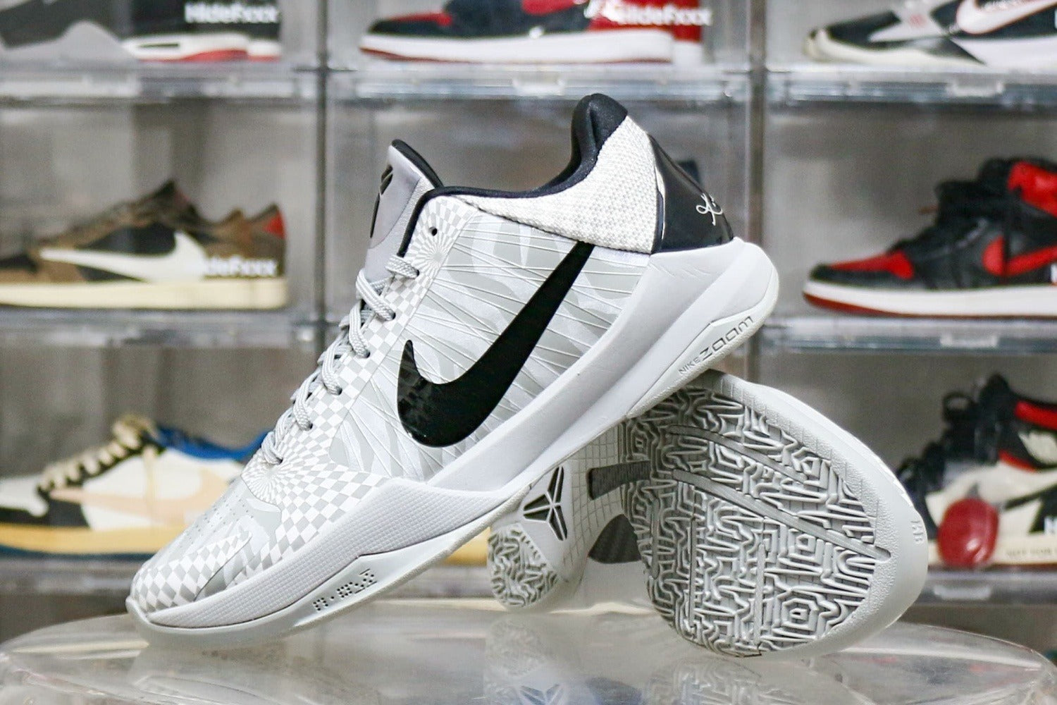 Nike Kobe 5 Protro Zebra PENike Kobe 5 Protro Zebra PE (UA)