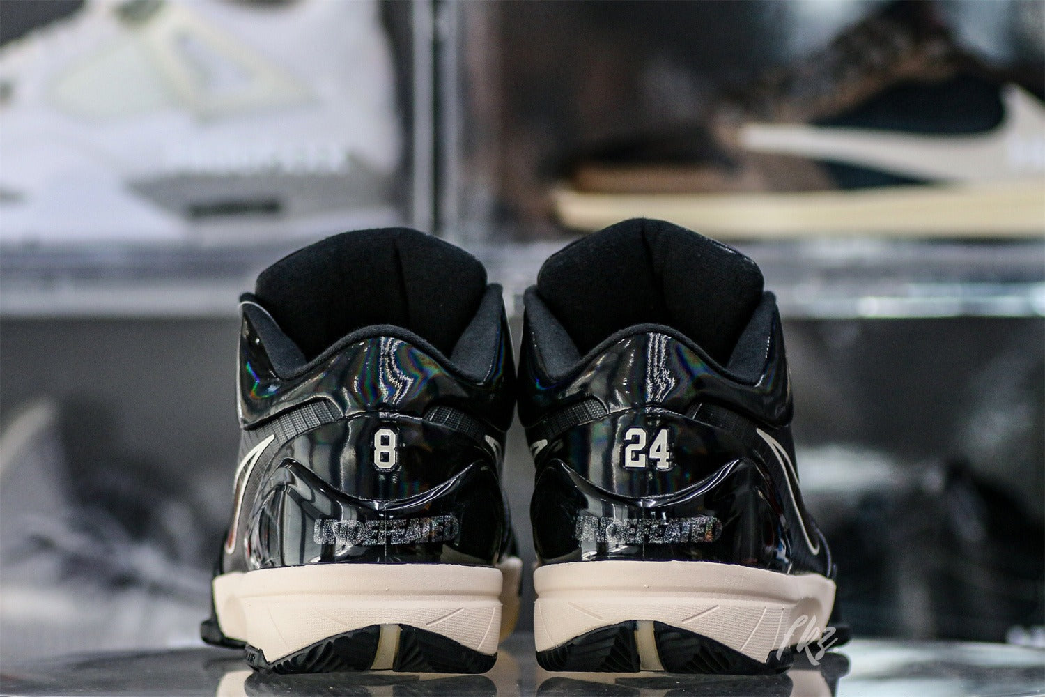 Undefeated X Kobe 4 Protro Black Mamba (UA)