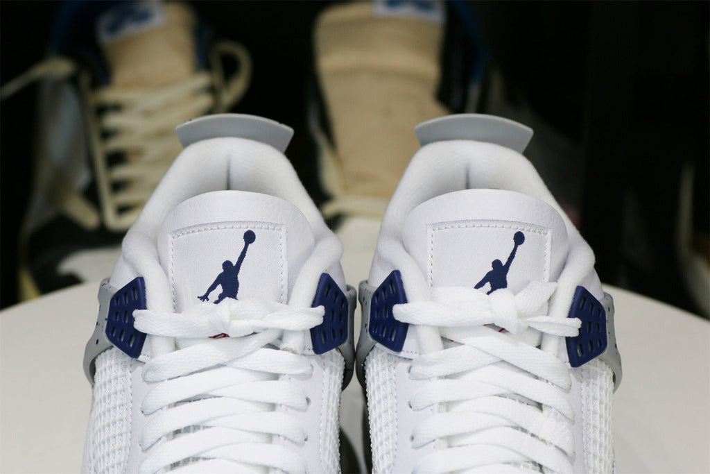 Air Jordan Retro 4 'Midnight Navy' 2022 (UA)