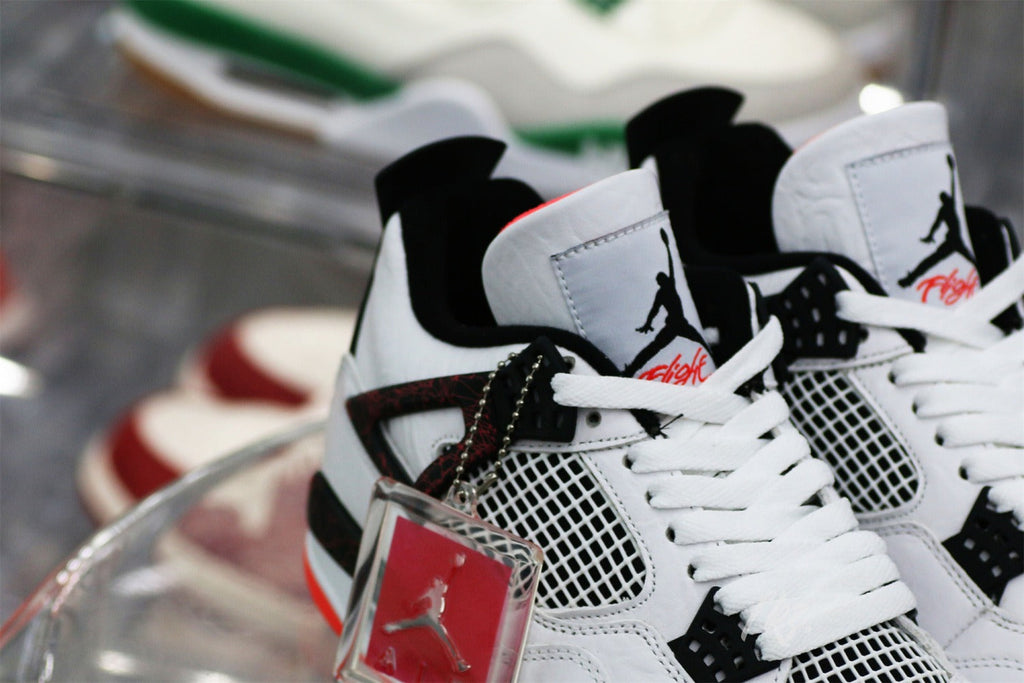 Air Jordan 4 Retro Flight Nostalgia 2019