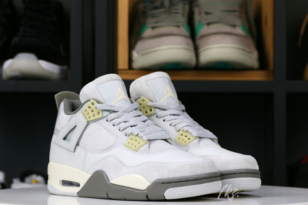 Air Jordan 4 Retro SE Craft Photon Dust (UA)