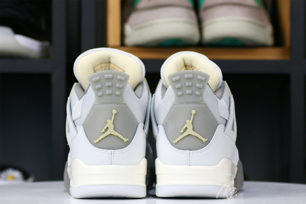 Air Jordan 4 Retro SE Craft Photon Dust (UA)