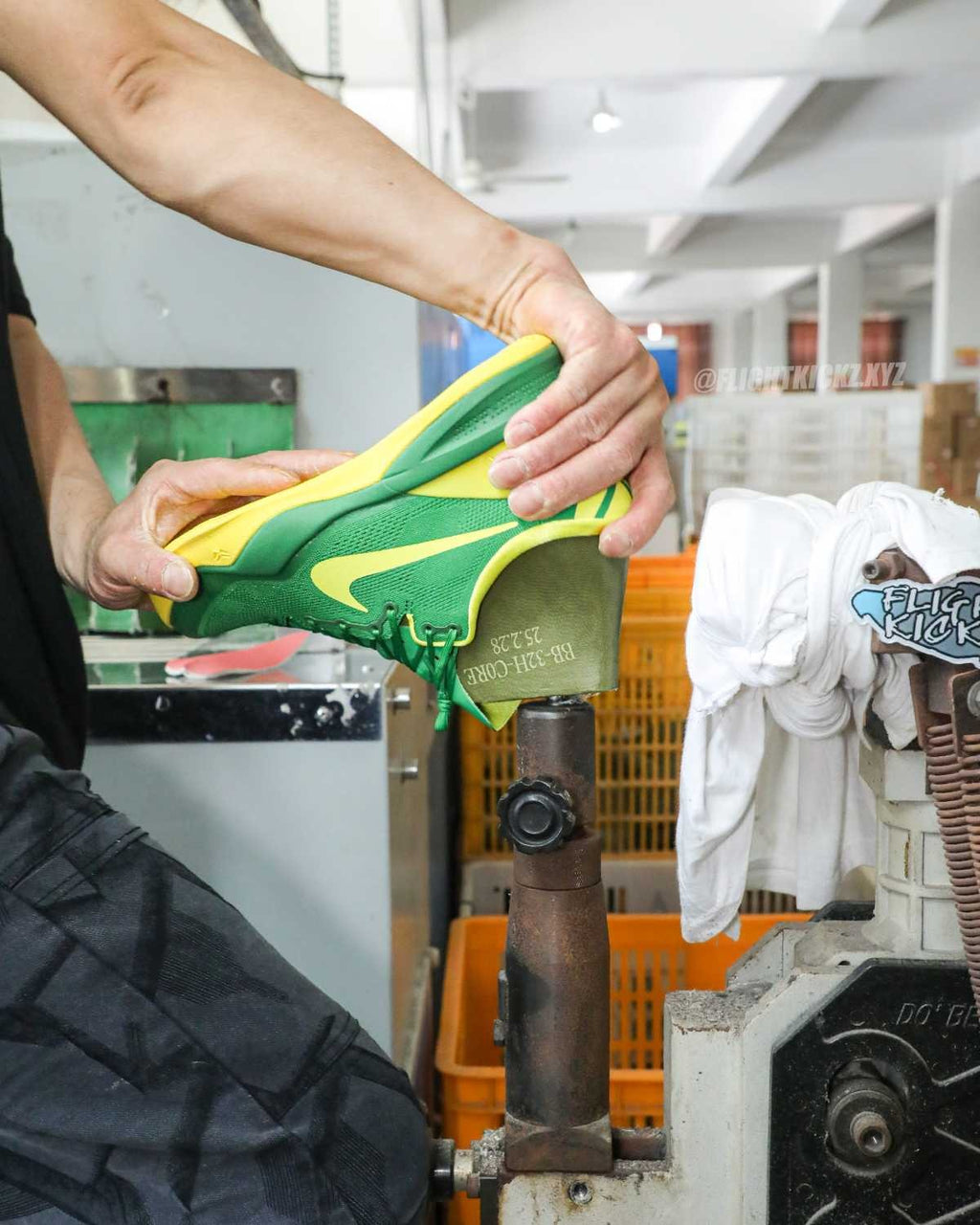 Nike Kobe 8 Oregon Ducks PE (UA)