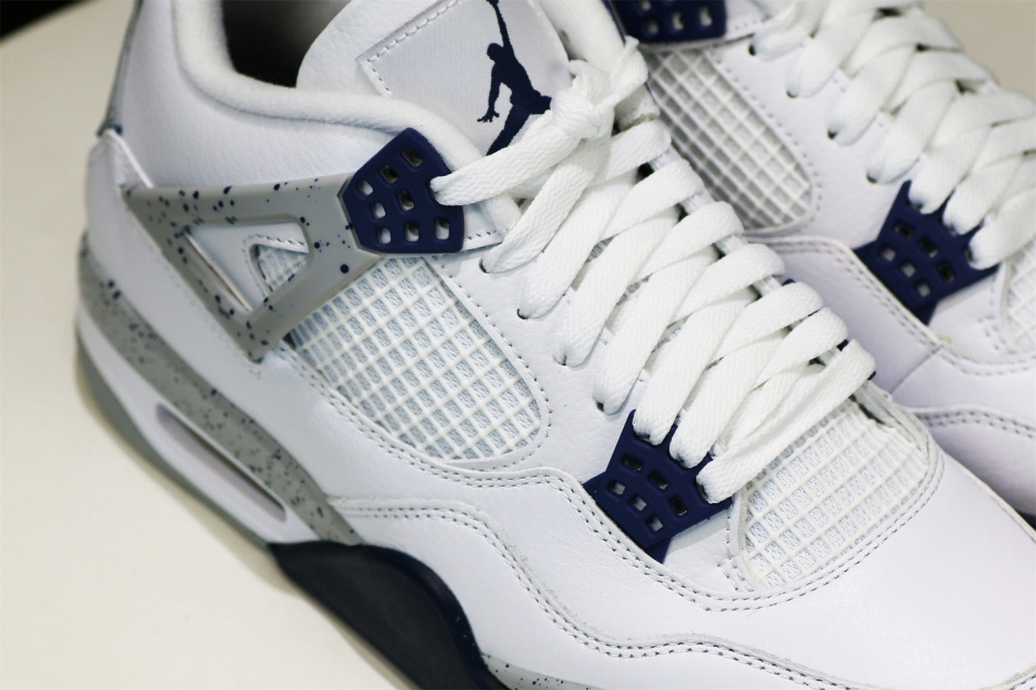 Air Jordan Retro 4 'Midnight Navy' 2022 (UA)
