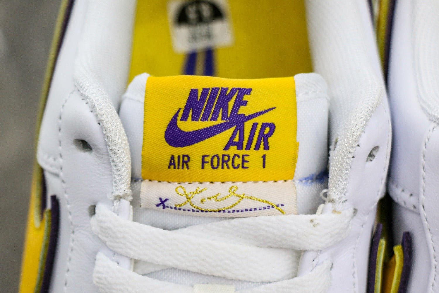 Nike Air Force 1 Low Retro QS Kobe Bryant Lakers Home (UA)