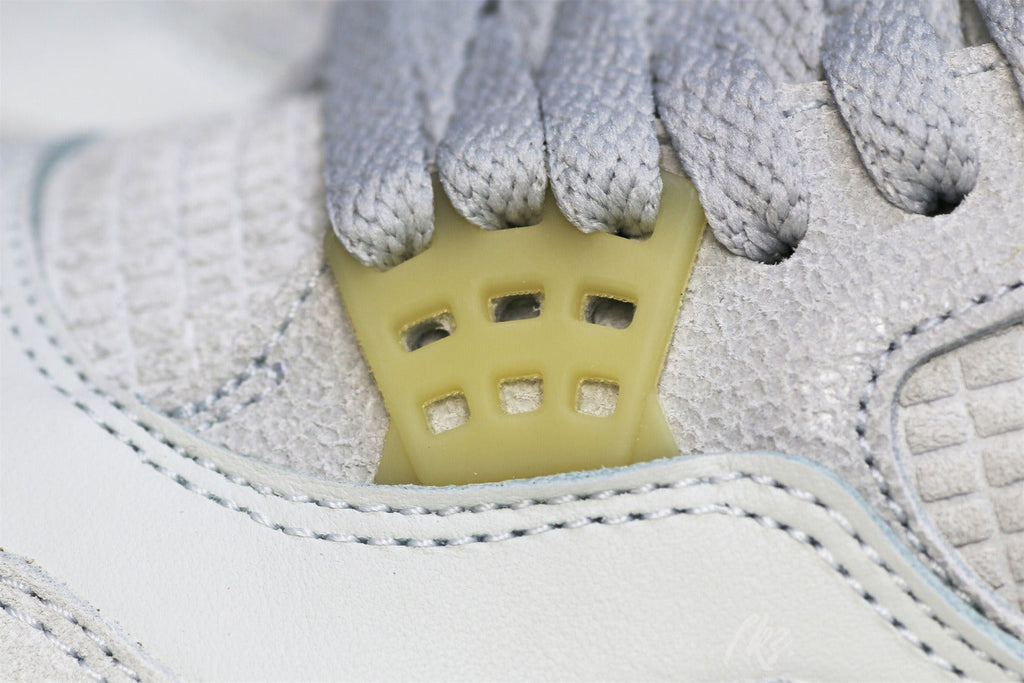 Air Jordan 4 Retro SE Craft Photon Dust (UA)