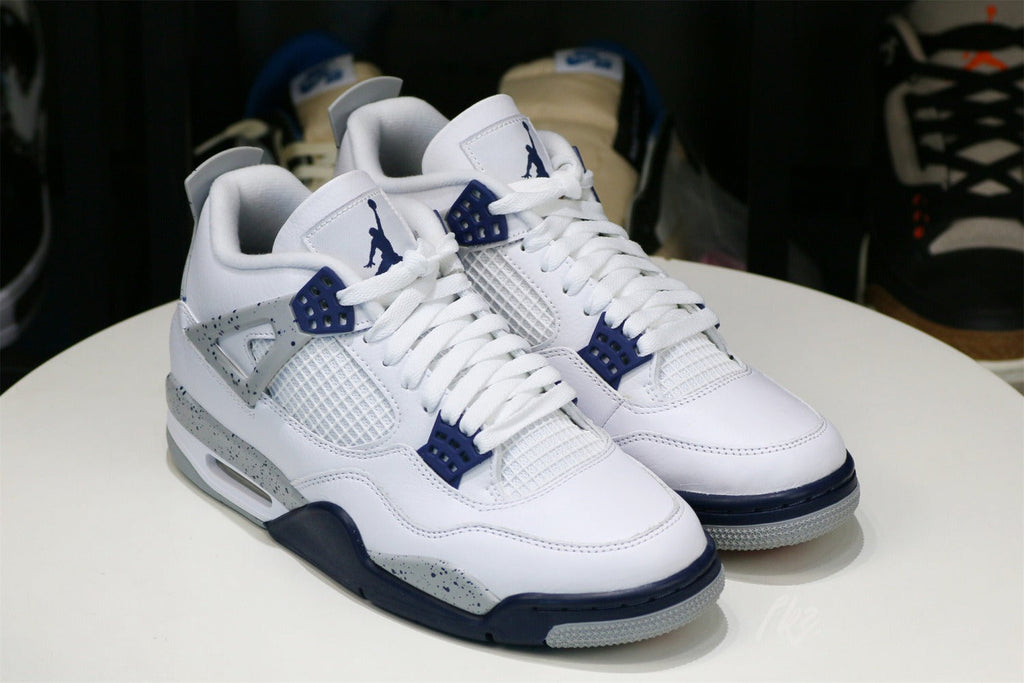 Air Jordan Retro 4 'Midnight Navy' 2022 (UA)