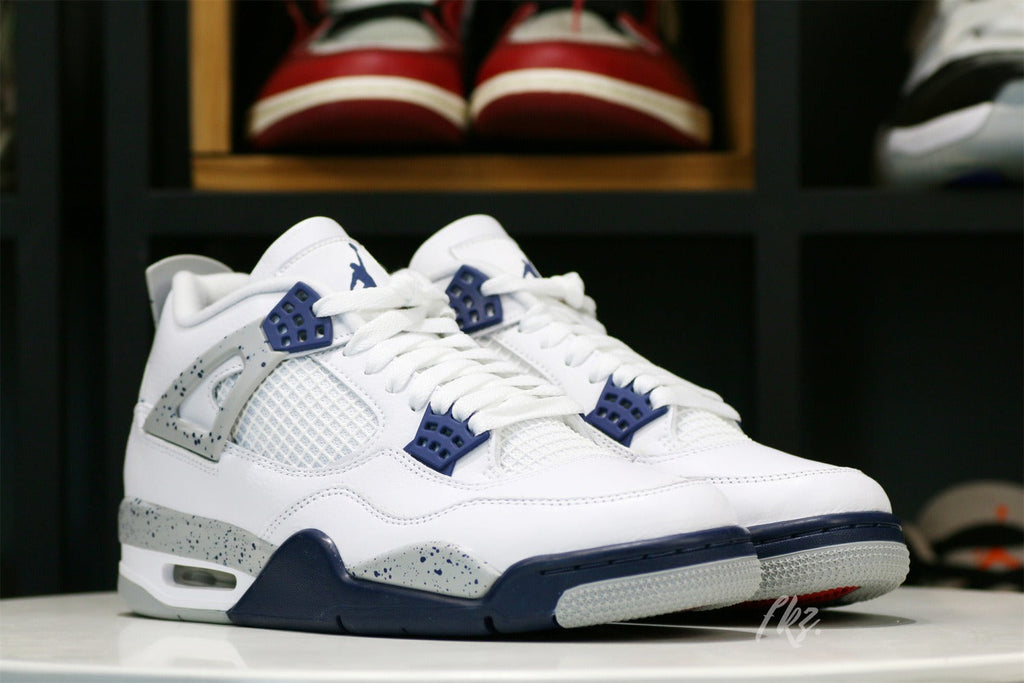 Air Jordan Retro 4 'Midnight Navy' 2022 (UA)