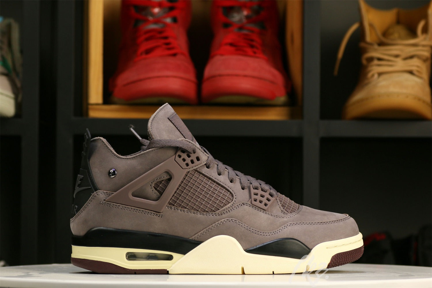 A Ma Maniére x Air Jordan 4 Retro 'Violet Ore' 2022 (UA)