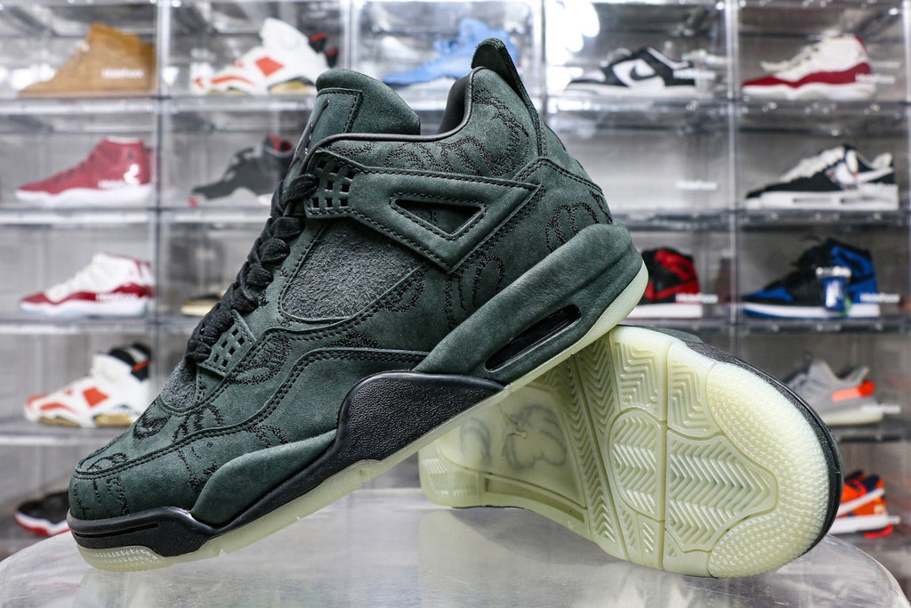Kaws X Air Jordan 4 Retro Black 2017 (UA)