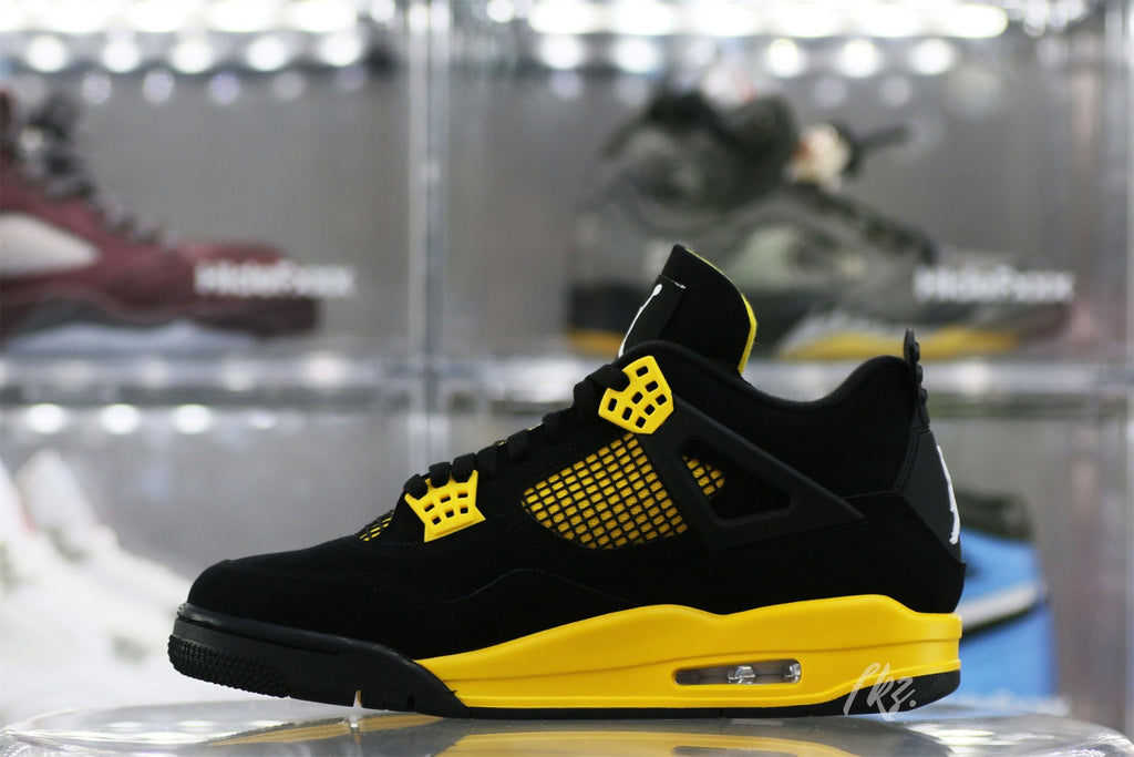 Air Jordan 4 Retro Thunder 2023 (UA)