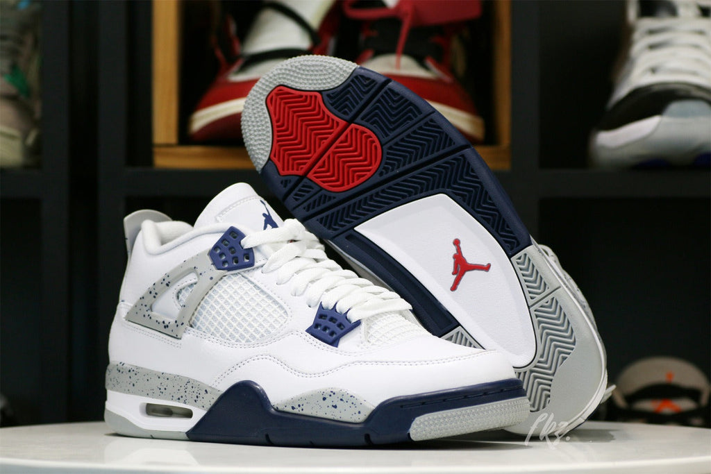 Air Jordan Retro 4 'Midnight Navy' 2022 (UA)