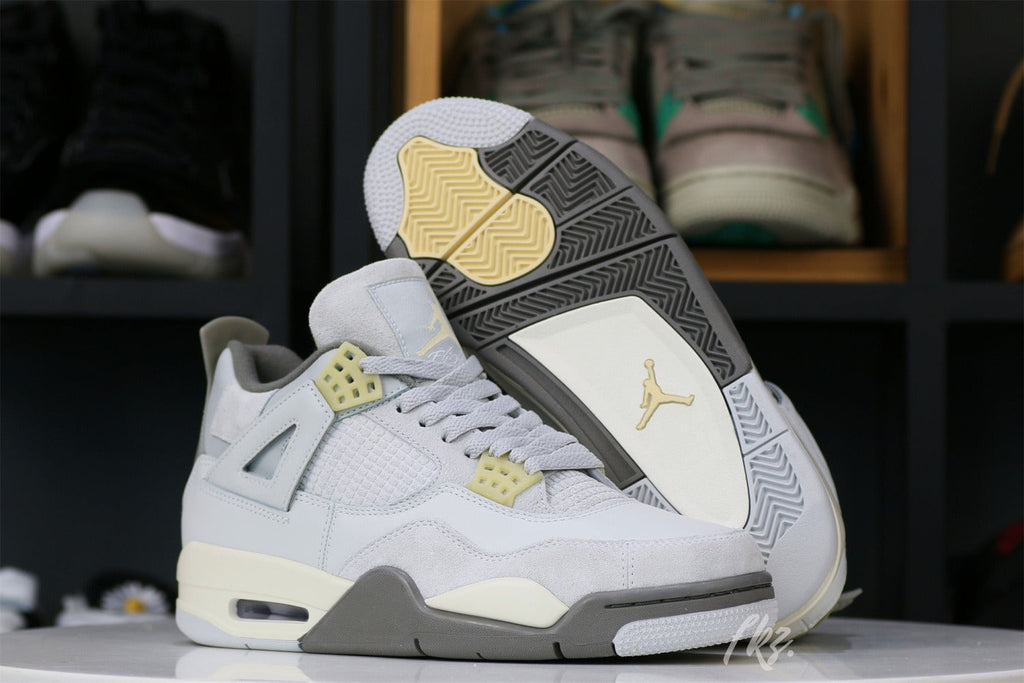 Air Jordan 4 Retro SE Craft Photon Dust (UA)