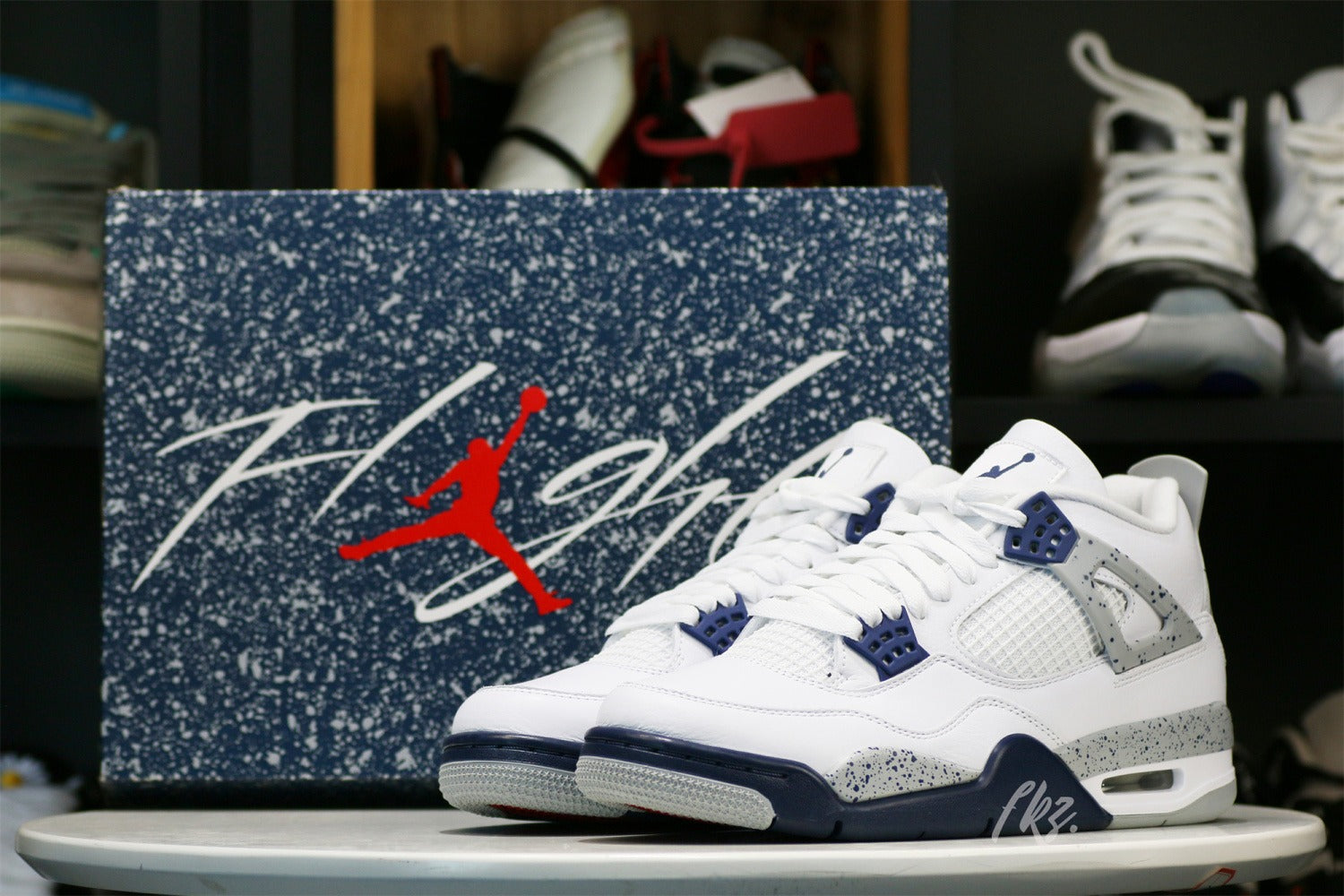 Air Jordan Retro 4 'Midnight Navy' 2022 (UA)