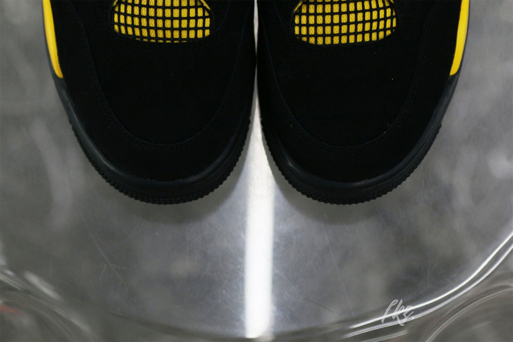 Air Jordan 4 Retro Thunder 2023 (UA)