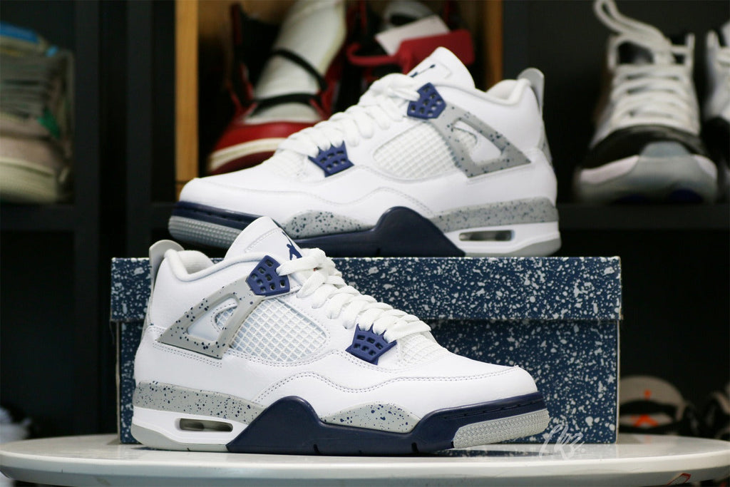 Air Jordan Retro 4 'Midnight Navy' 2022 (UA)