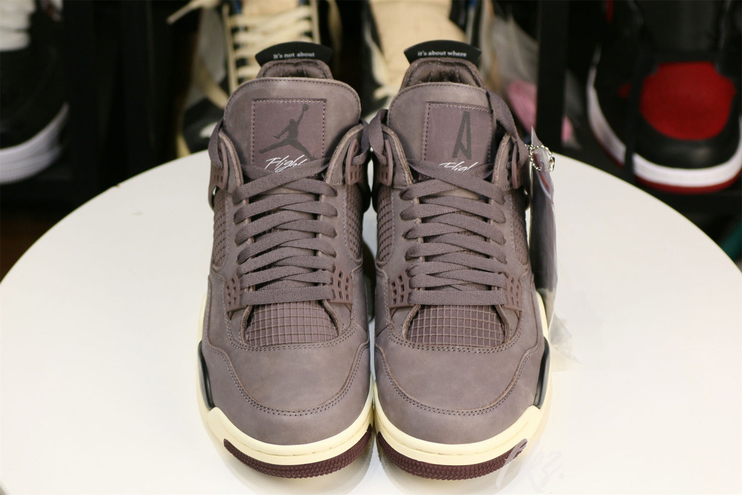 A Ma Maniére x Air Jordan 4 Retro 'Violet Ore' 2022 (UA)