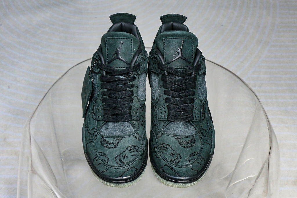 Kaws X Air Jordan 4 Retro Black 2017 (UA)
