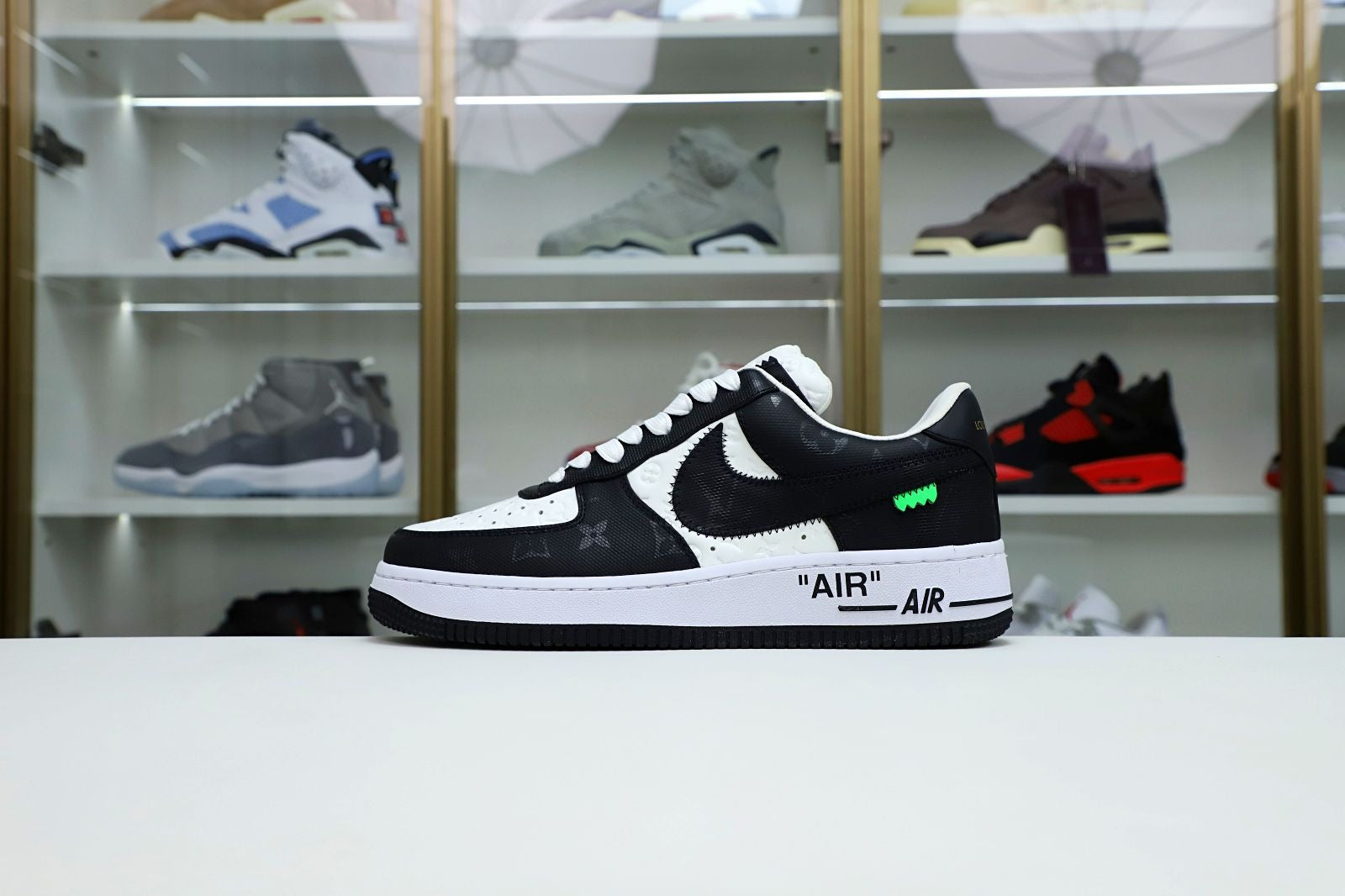 Louis Vuitton X Nike Air Force 1 Low Black White (UA)
