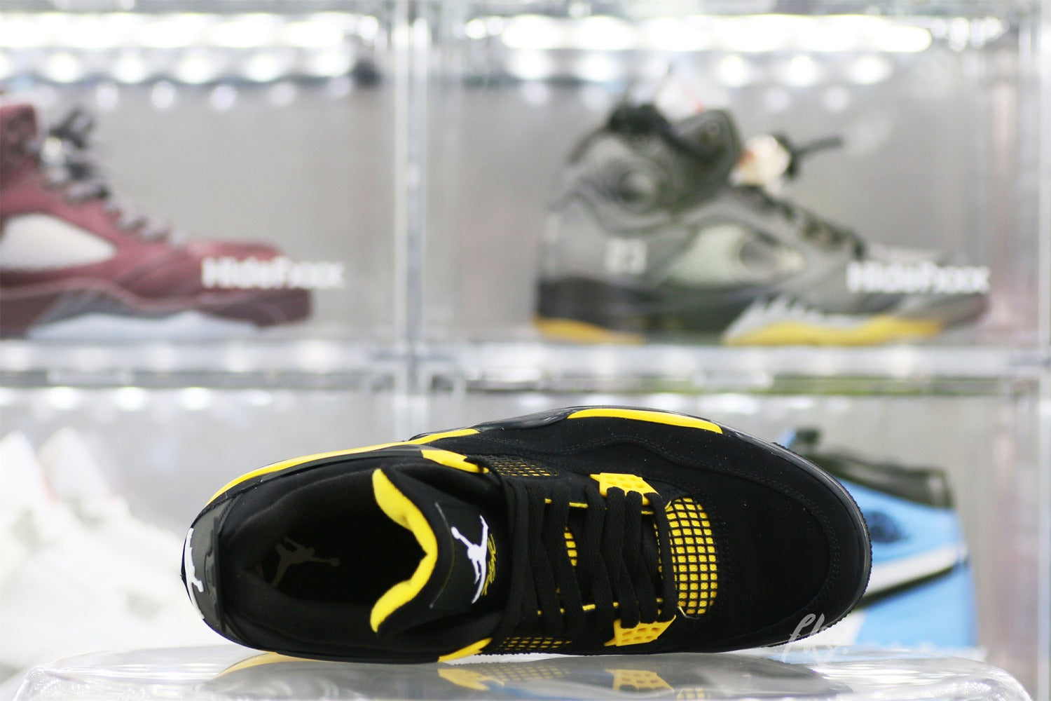 Air Jordan 4 Retro Thunder 2023 (UA)