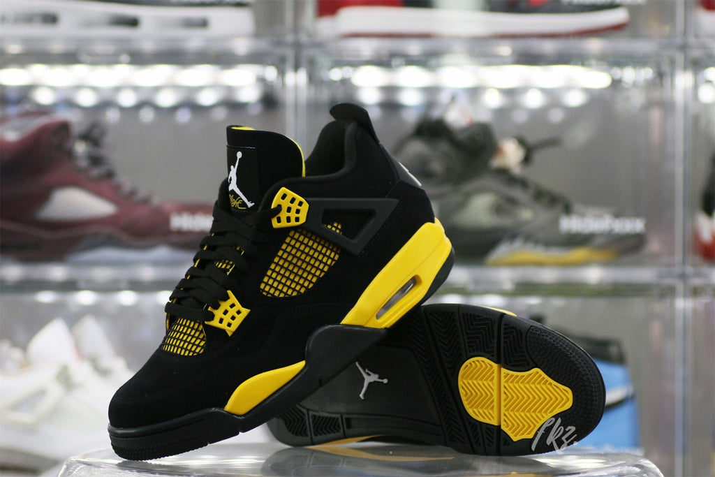 Air Jordan 4 Retro Thunder 2023 (UA)