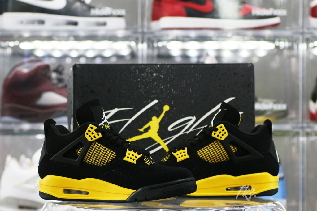 Air Jordan 4 Retro Thunder 2023 (UA)