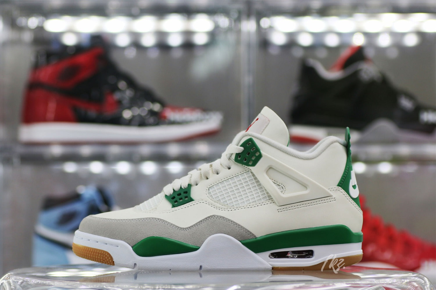 Nike SB x Air Jordan 4 “Pine Green” 2023 (UA)