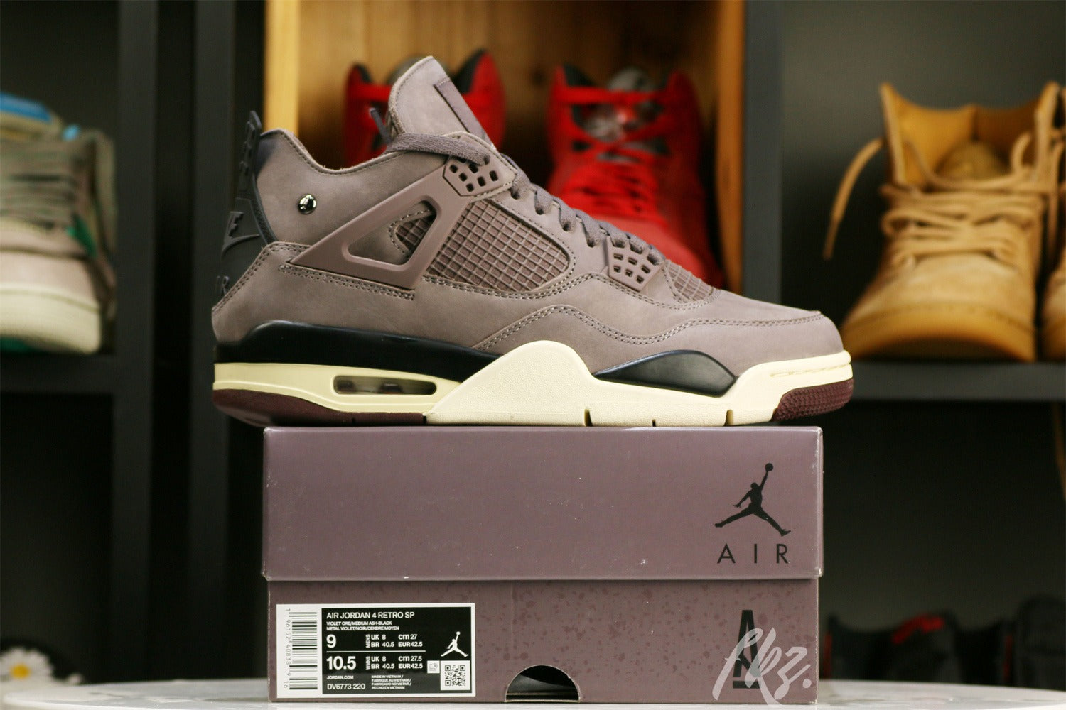 A Ma Maniére x Air Jordan 4 Retro 'Violet Ore' 2022 (UA)
