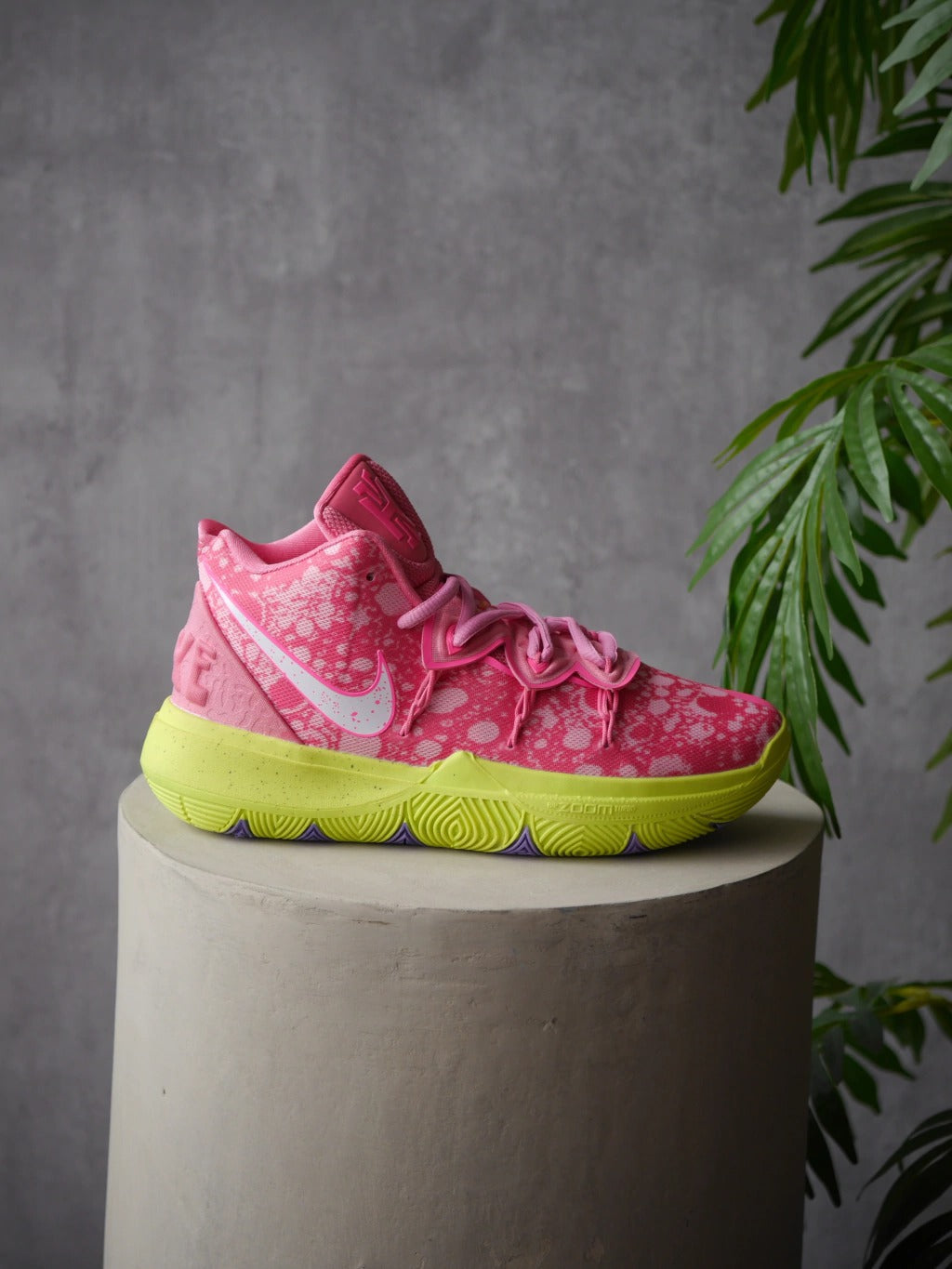 Nike Kyrie 5 SpongeBob 'Patrick Star' (UA)