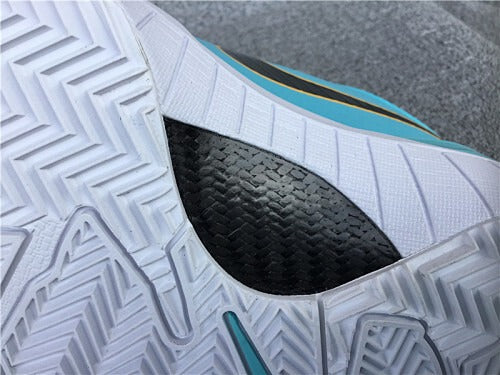 Nike Undefeated x Kobe 4 Protro Hyper Jade (UA)