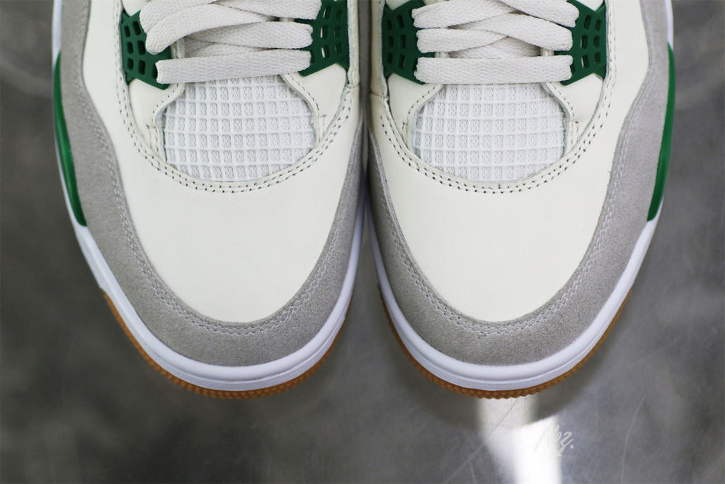 Nike SB x Air Jordan 4 “Pine Green” 2023 (UA)