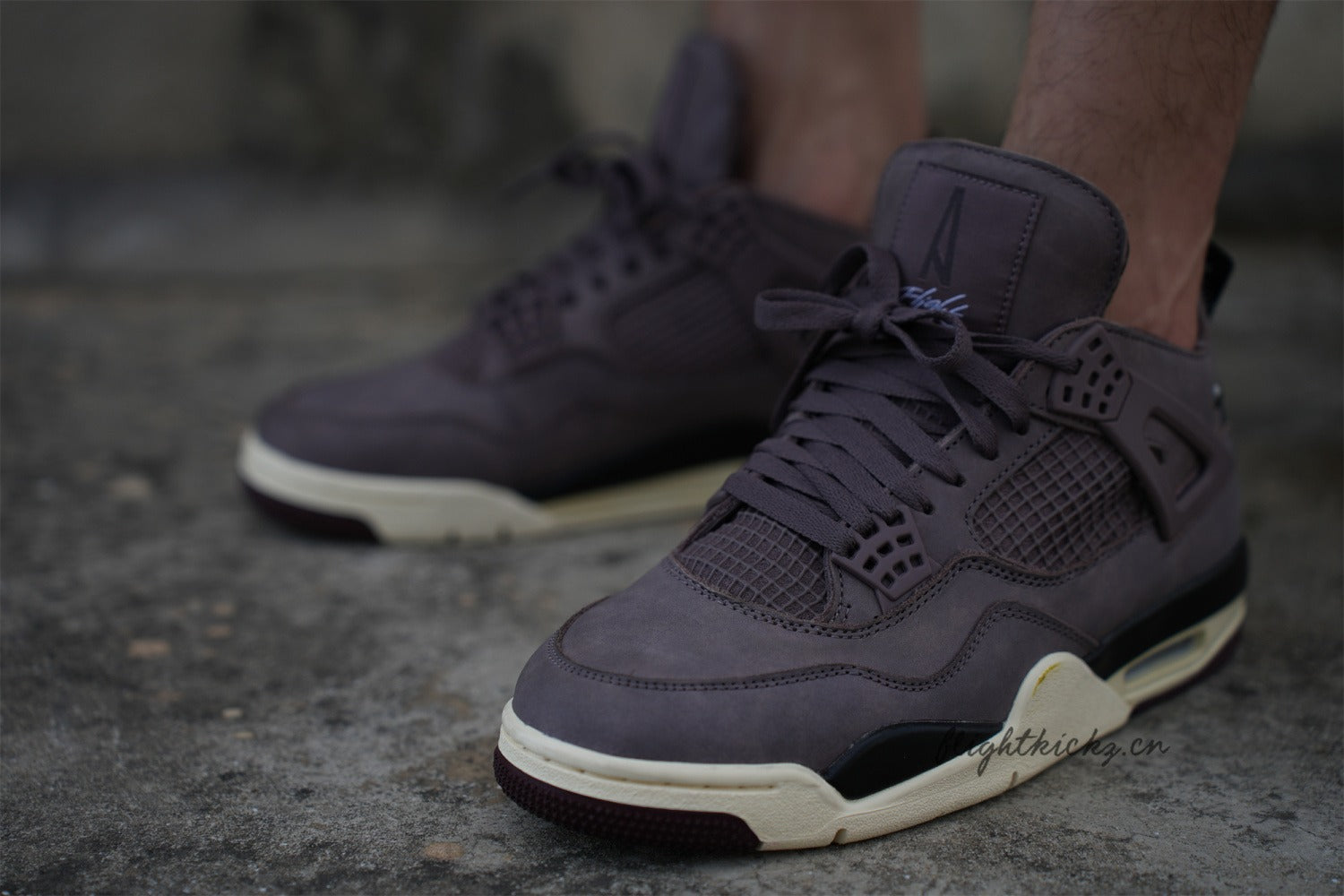 A Ma Maniére x Air Jordan 4 Retro 'Violet Ore' 2022 (UA)
