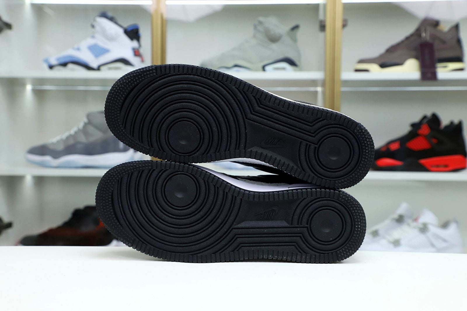 Louis Vuitton X Nike Air Force 1 Low Black White (UA)