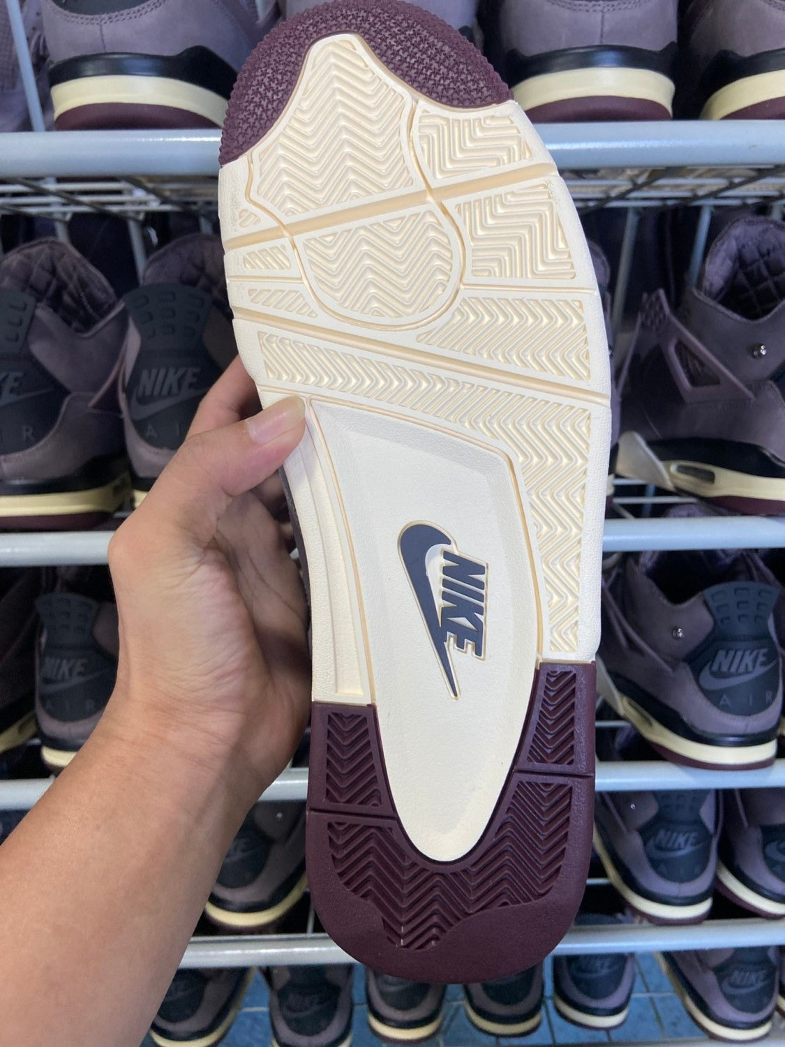 A Ma Maniére x Air Jordan 4 Retro 'Violet Ore' 2022 (UA)